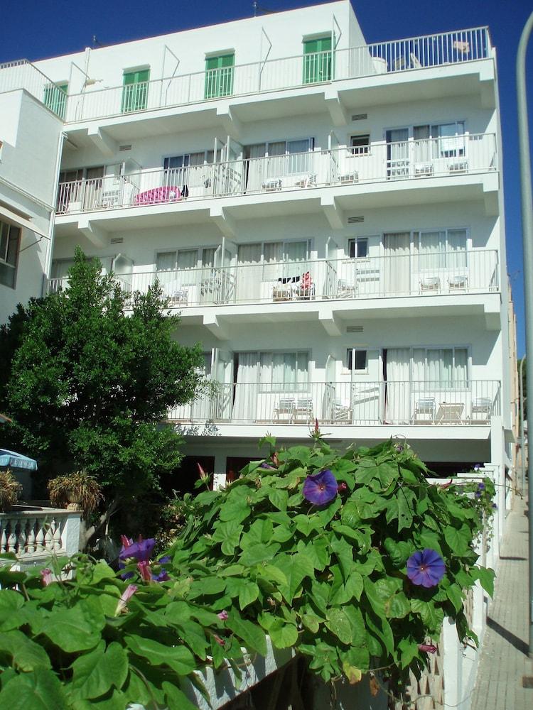 Hostal Cas Bombu Cala Ratjada  Kültér fotó
