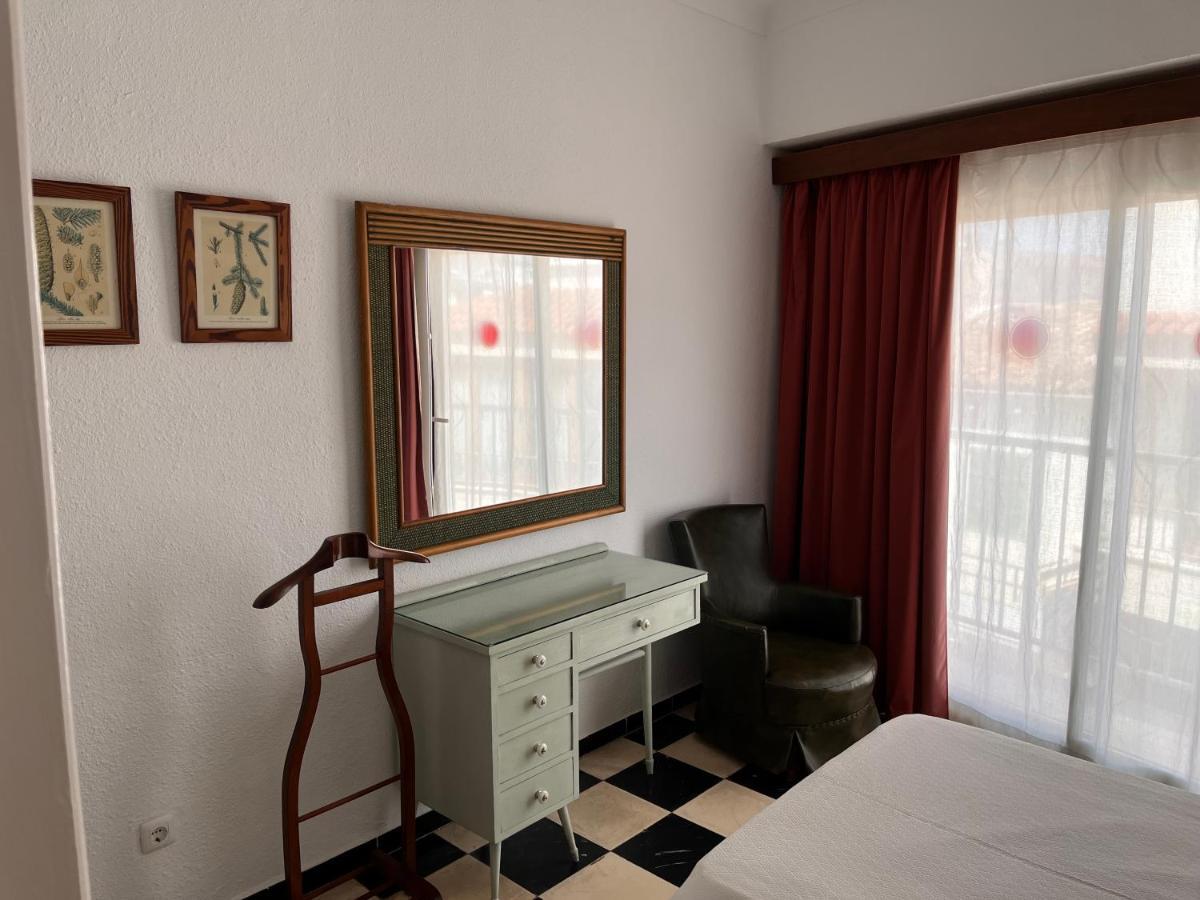 Hostal Cas Bombu Cala Ratjada  Kültér fotó