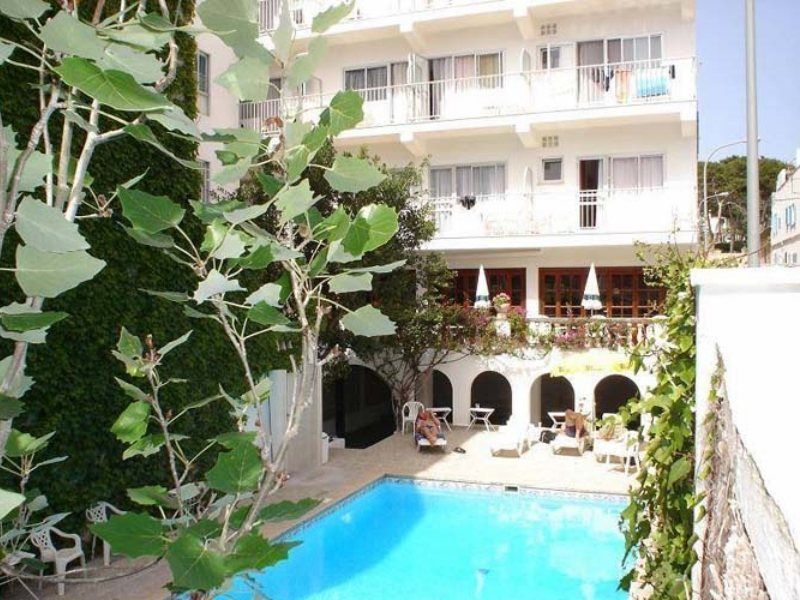 Hostal Cas Bombu Cala Ratjada  Kültér fotó